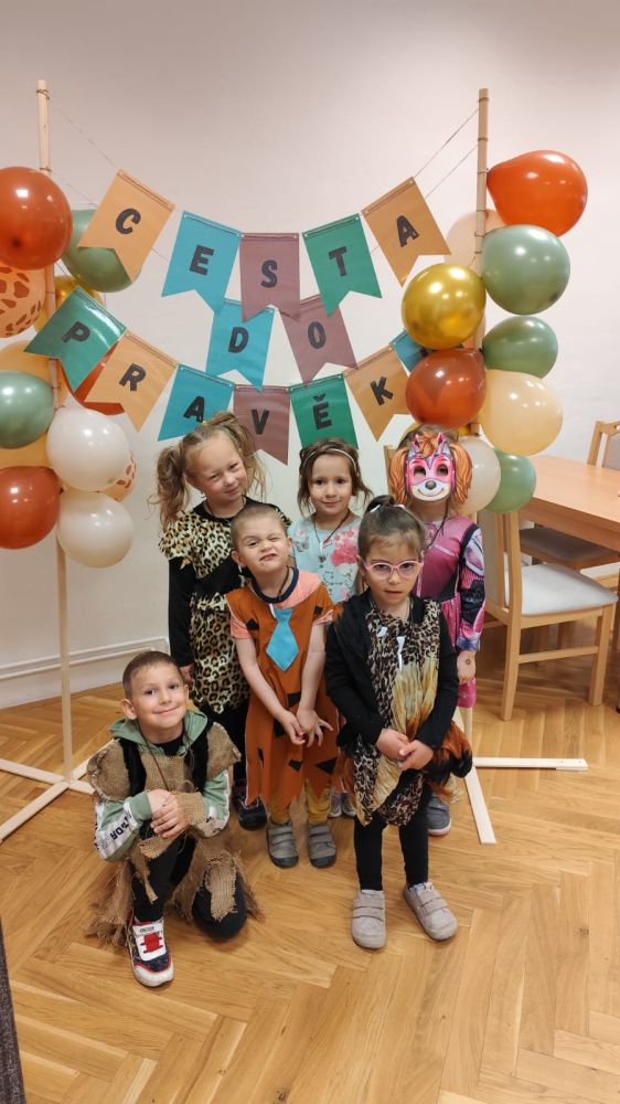 DEN DĚTÍ V MŠ – CESTA DO PRAVĚKU